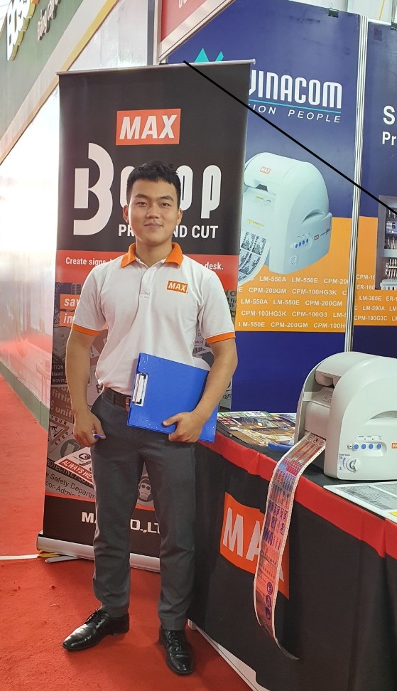 Máy in ống lồng đầu cốt được hãng MAX giới thiệu trong triển lãm Vietbuild